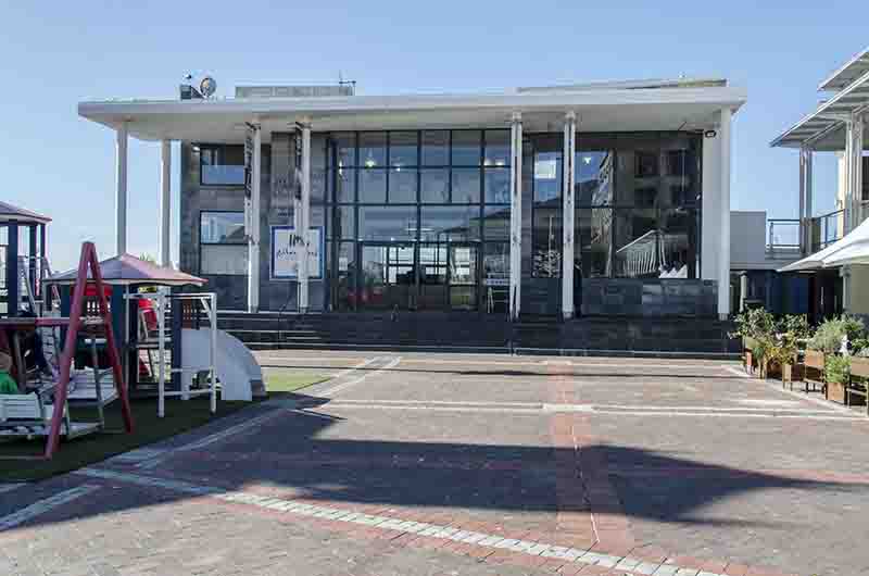20 - Sudafrica - Ciudad del Cabo - Waterfront - Nelson Mandela Gateway